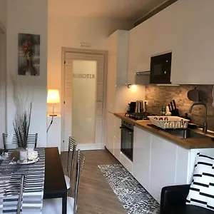  Casa de hóspedes Milanholidays Itália